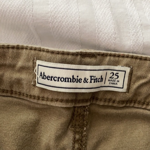 Abercrombie & Fitch women’s pocket pants. Size 25 - Picture 2 of 5
